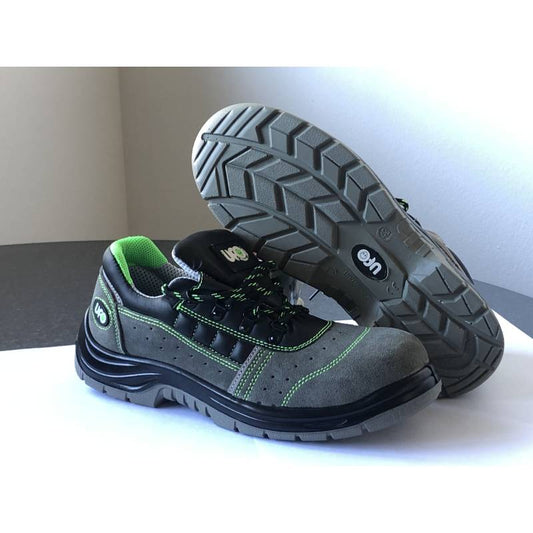 Ho bisogno di scarpe da lavoro alte o basse